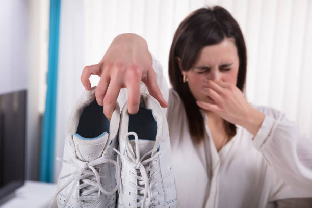 best way to clean stinky shoes